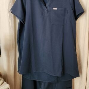 Figs Maternity Scrubs In Dark Harbor